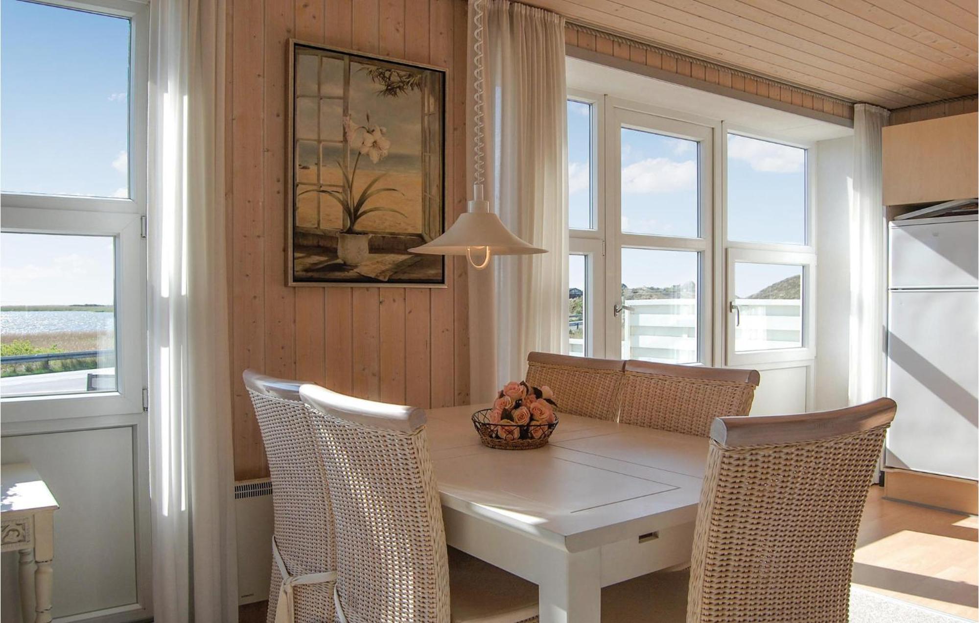2 Bedroom Gorgeous Home In Hvide Sande Havrvig Luaran gambar